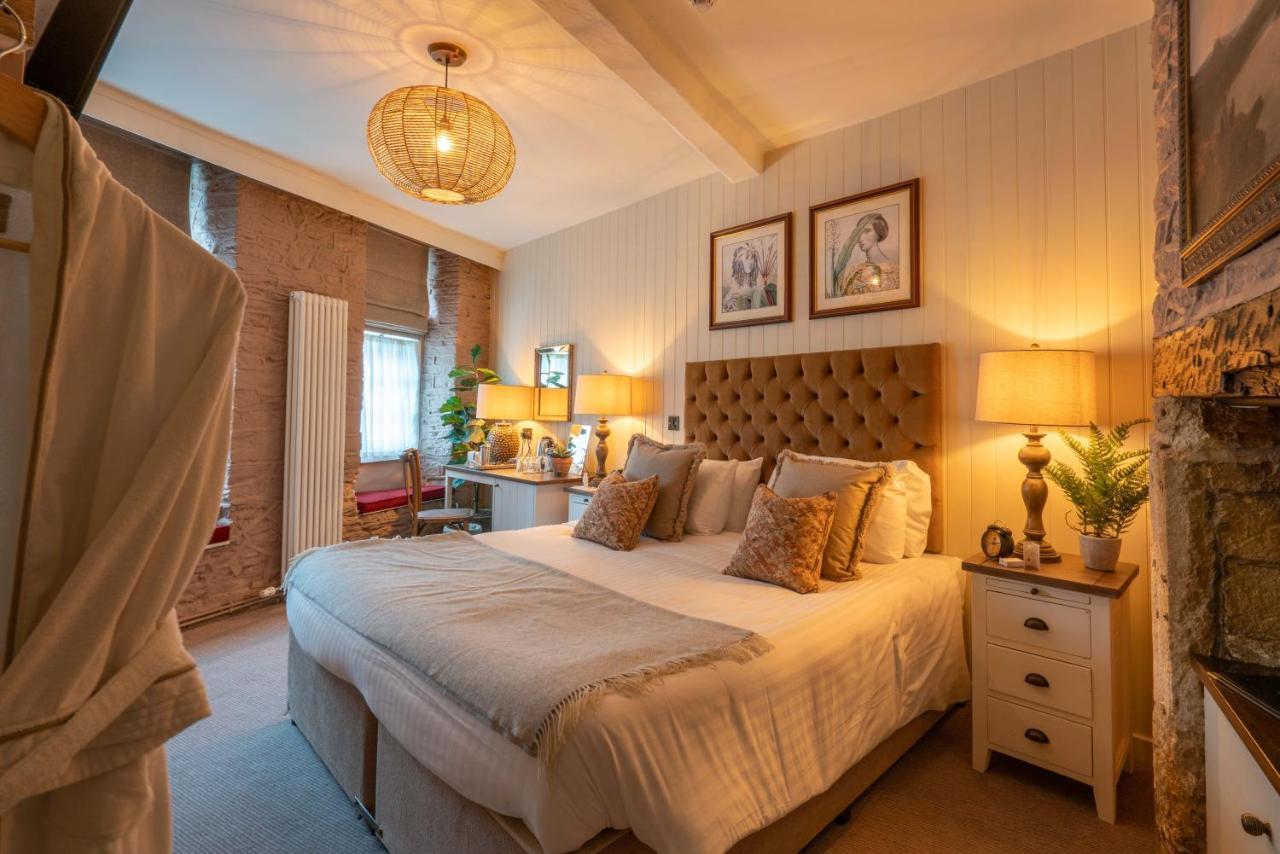 The George & Plaine 4*